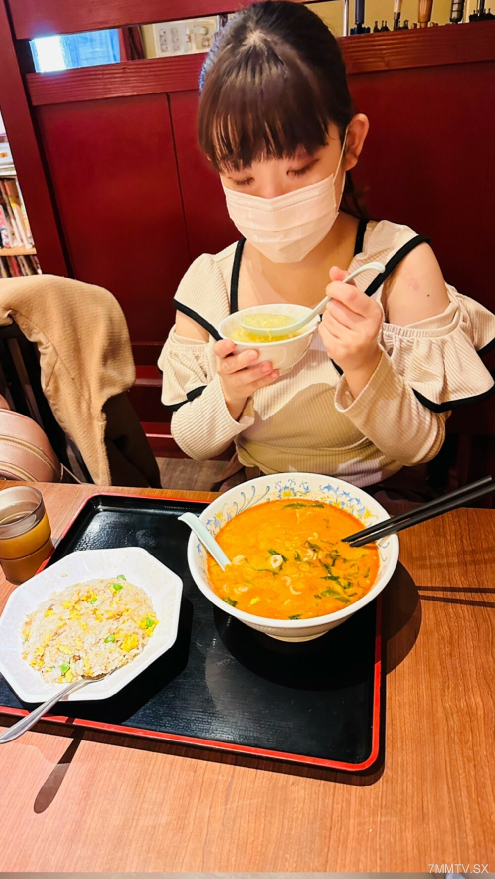 FC2-PPV-4528532 สาวน่าติดใจเย็ดมันส์สุดๆ