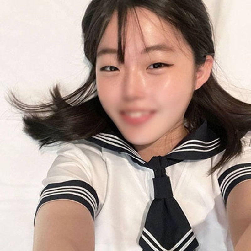 FC2-PPV-4529249 นักศึกษาสาวโดนรุม