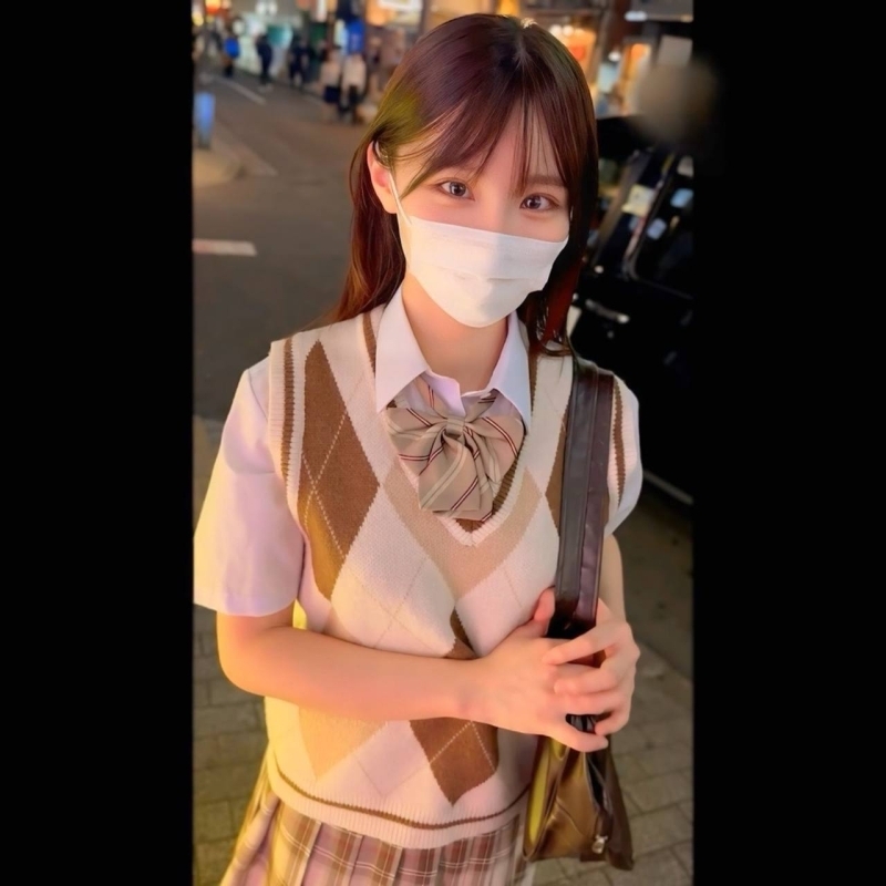 FC2-PPV-4530795 สาวตูดเด้งโดนใส่