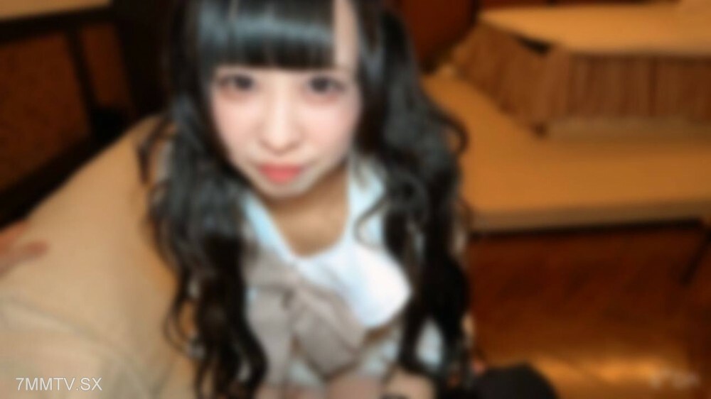 FC2-PPV-4533128 สาวผมดำนมโต