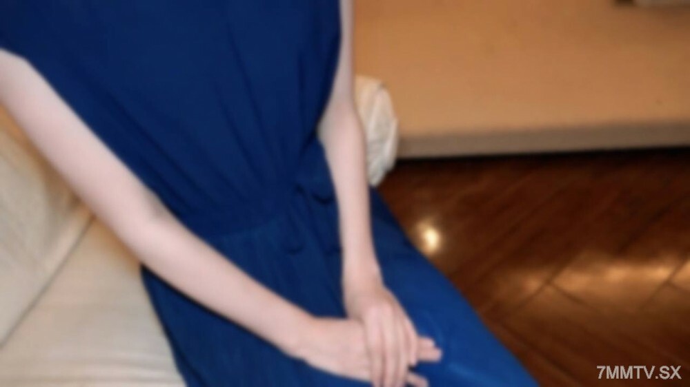 FC2-PPV-4536555 สาวผมแดงหอมกรุ่น