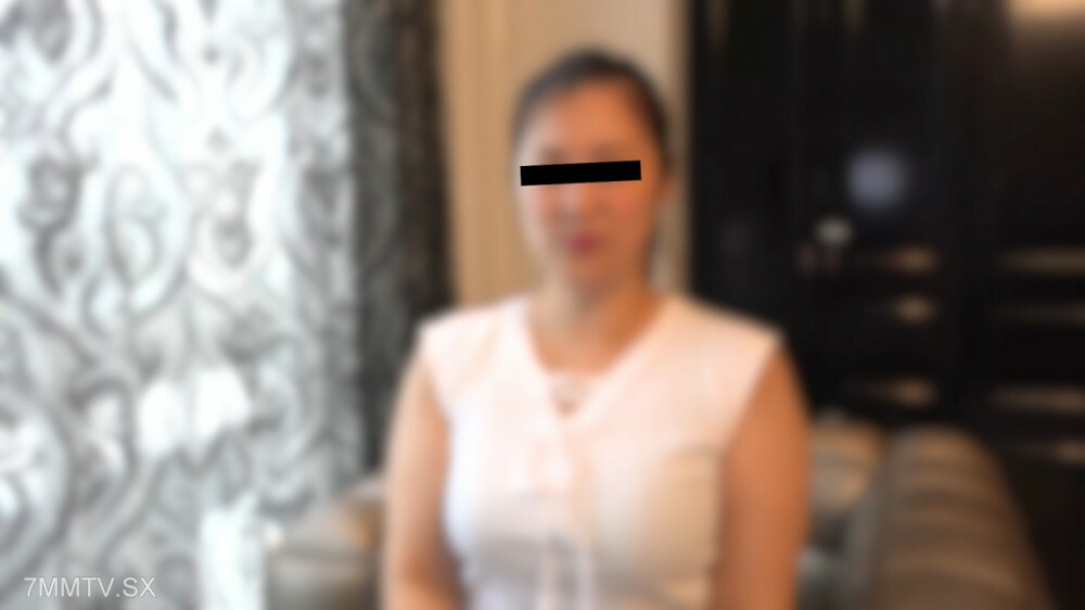 FC2-PPV-4540555 นางแบบผิวขาวหีชมพูโดนเย็ดคาเซ็ต