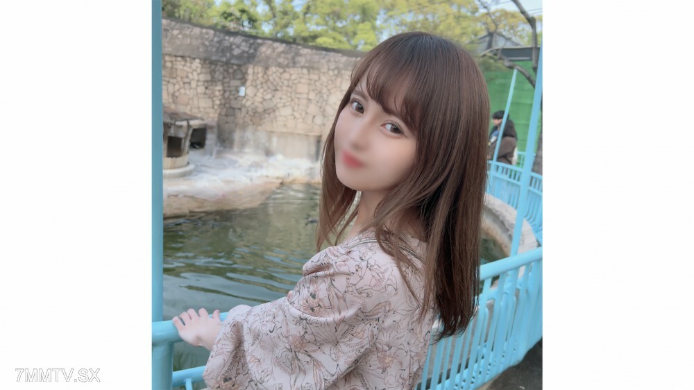 FC2-PPV-4552433 สาวออฟฟิศ รุมเย็ดคาโต๊ะ