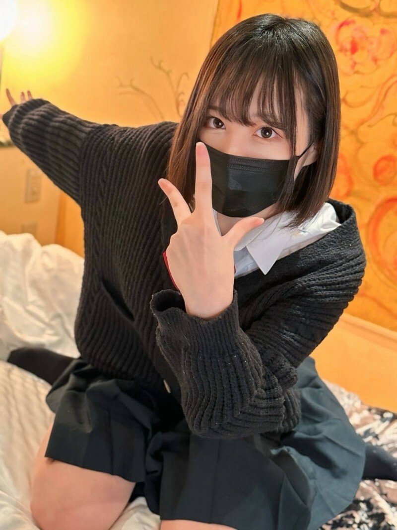 FC2-PPV-4568549 สาวผมยาวร้องเสียวลั่น