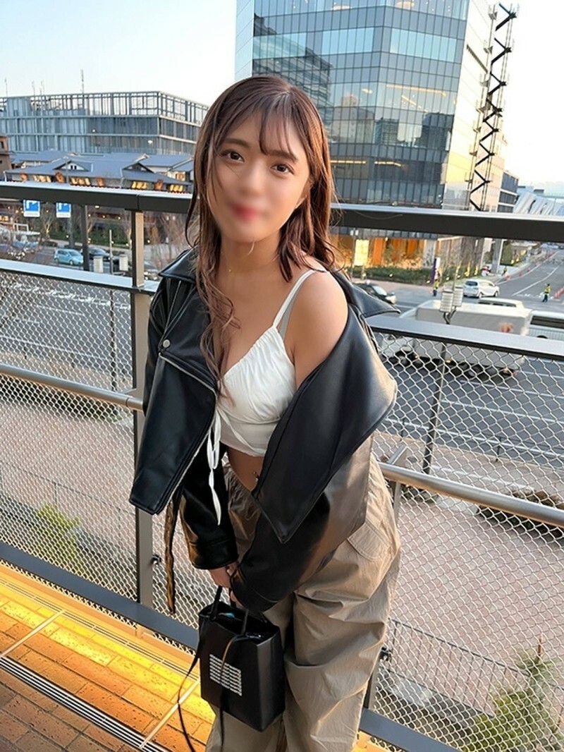 FC2-PPV-4568597 สาวผมยาวร่านโดนเย็ดนอกห้อง