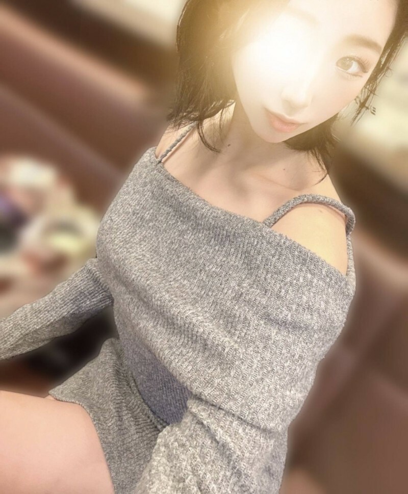 FC2-PPV-4576535 สาวขี้แงโดนเย็ดน้ำตาไหล