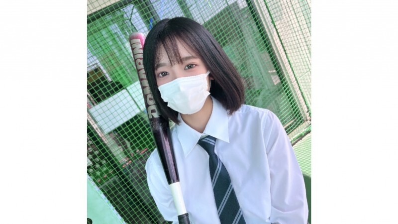 FC2-PPV-4616641 สาวน้อยร้องไห้โดนเย็ดแรง