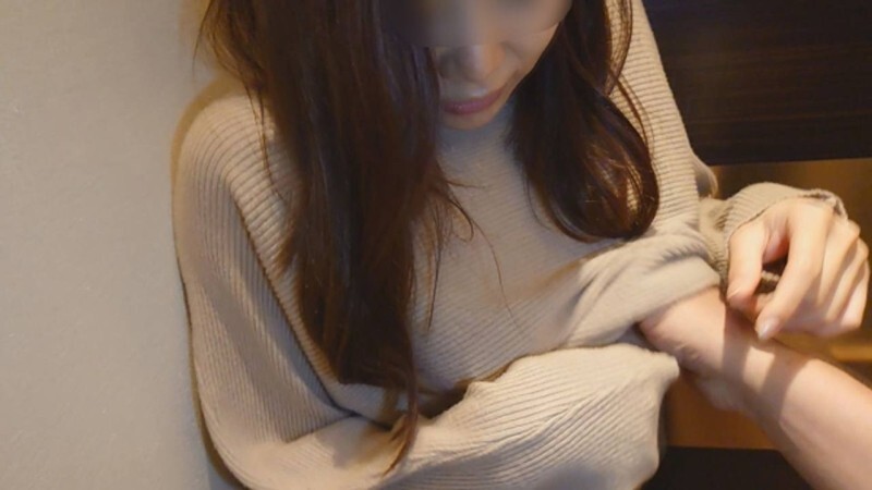 FC2-PPV-4641616 สาวร่านตูดเด้งโดนเย็ด anal