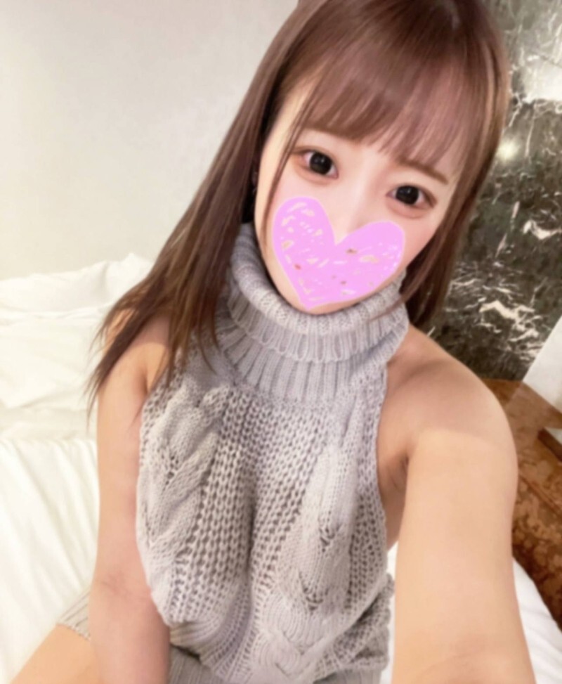 FC2-PPV-4670050 หีชมพู โดนเย็ดทะลัก