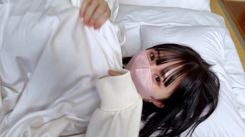 FC2-PPV-4678049 สาวตาโต ช่วยตัวเองน้ำแตกคาหี