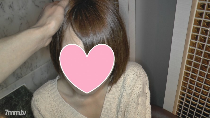 FC2-PPV-495677 สาวน้อยร้องลั่นโดนซอย