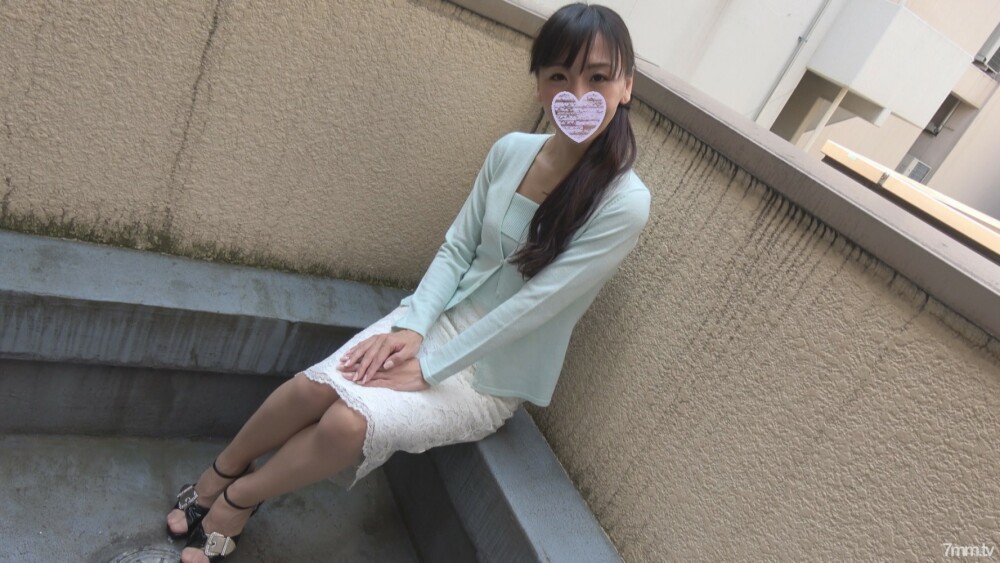 FC2-PPV-604817 สาวอวบตูดใหญ่เด้งโดนรุมเย็ด