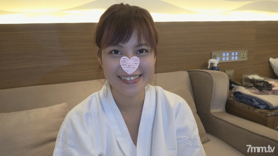 FC2-PPV-677524 สาวผมสั้นหุ่นเซ็กซี่โดนเย็ด