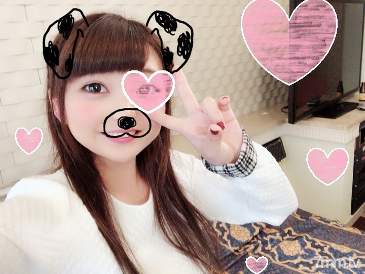 FC2-PPV-847444 สาวอวบตูดกลมเย็ดแรงแตกคาหี