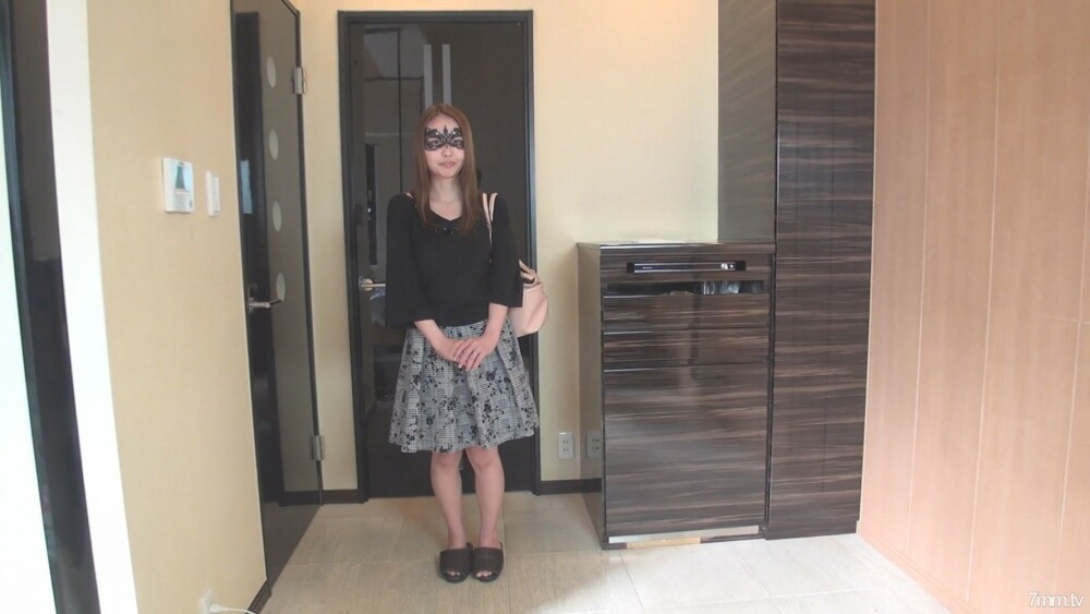 FC2-PPV-936651 สาวผมสั้น โดนรุมเย็ดคาห้อง