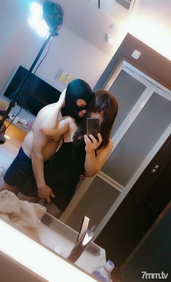 FC2-PPV-953008 หุ่นน้อยหีแน่นโดนเย็ด