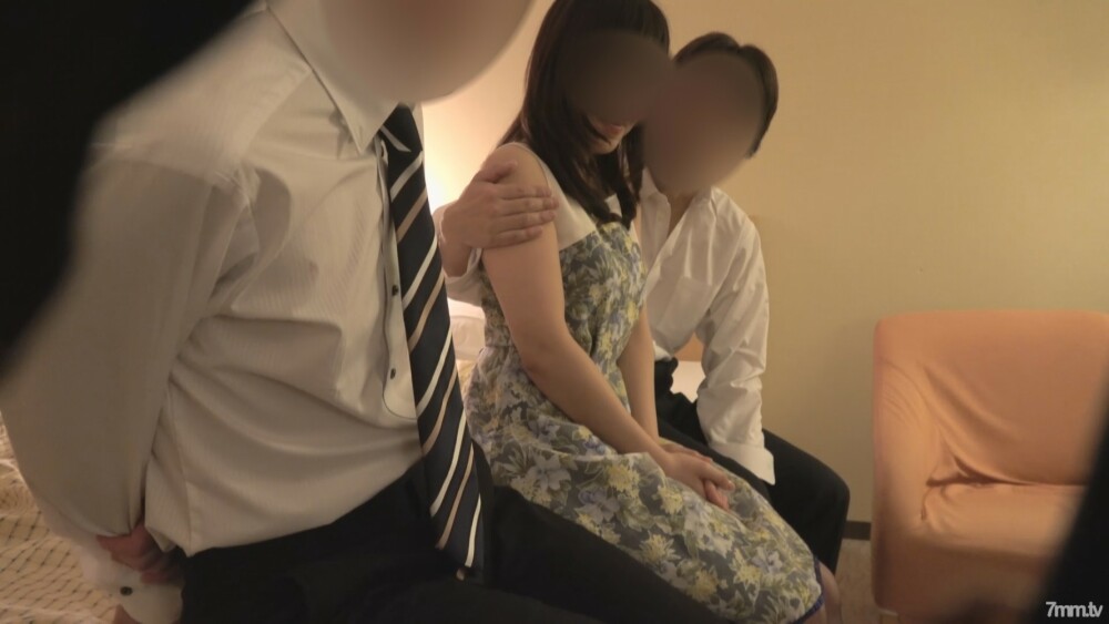 FC2-PPV-994318 หีชมพูโดนยัด