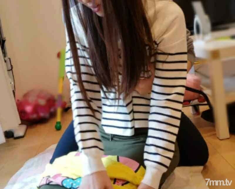 FC2-PPV-998871 สาวผมสั้นร่านโดนรุมเย็ด