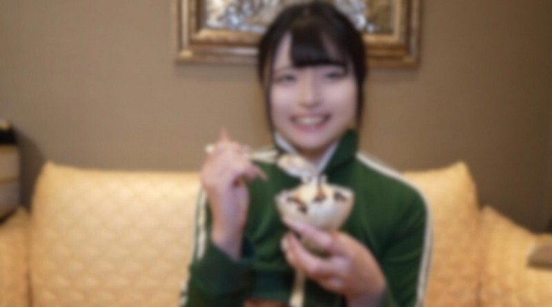 FC2-PPV-4720566 สาวนมเด้งโดนเย็ดคาร้อนแรง