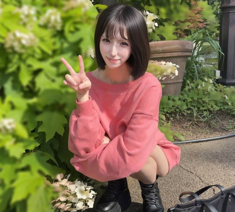 FC2-PPV-4737426 สาวน้อยผิวขาวช่วยตัวเองน่ารัก