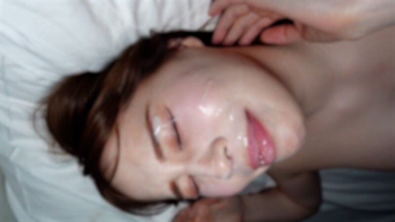 FC2-PPV-4752437 สาวน่ารักช่วยตัวเองมันส์